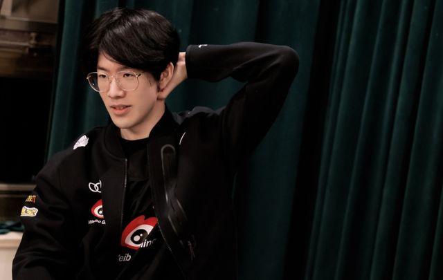 上的速度符 上的速度符